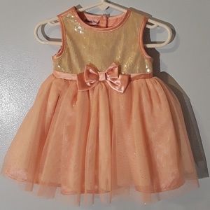 Baby's dress
